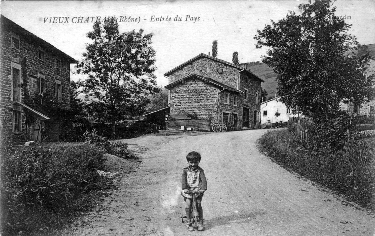 Vieux-Château, un hameau de Cenves